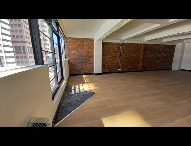 96M² OFFICE RENTED IN CAPE TOWN CITY CENTRE